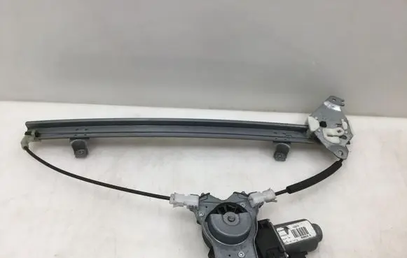 Nissan Note (E11) Front door window regulator with motor 400924B