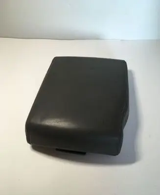 Jeep Grand Cherokee (WK) Armrest 