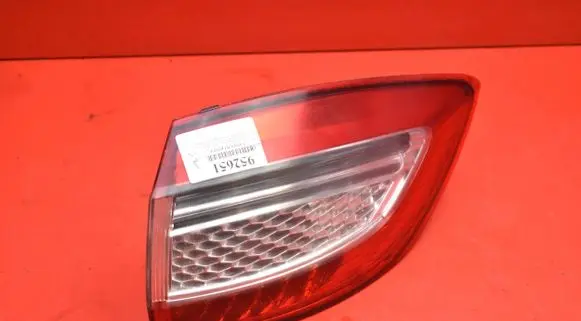 Ford Mondeo MK IV Rear/tail lights BS71-13404-B
