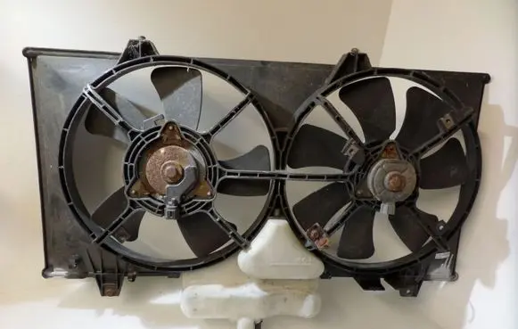 Mazda 6 Fan set RF5D