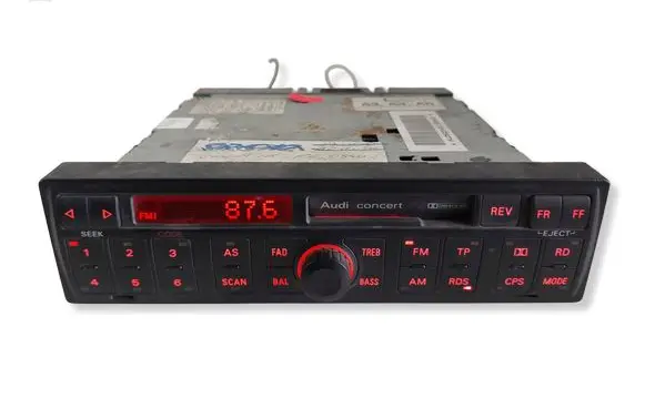 Audi A6 S6 C5 4B Radio/CD/DVD/GPS head unit 4B0035186B AUZ5Z3X0110952 CONCERT
