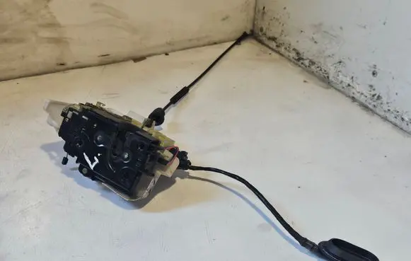Front door lock
