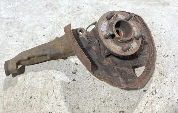 Land Rover Range Rover Sport L320 Front wheel hub spindle knuckle