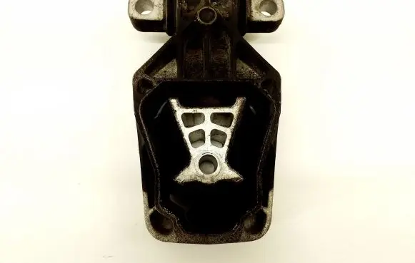 Mercedes-Benz GLA W156 Engine mount bracket A2462401209