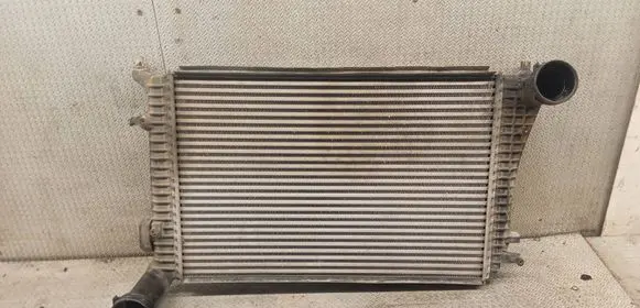 Skoda Octavia Mk2 (1Z) Intercooler radiator 1K0145803G