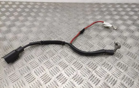 Volkswagen PASSAT B8 Positive cable (battery) 5Q0971228A