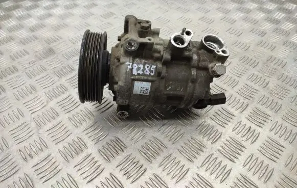 Volkswagen Golf VII Air conditioning (A/C) compressor (pump) 5Q0820803