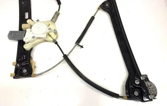 BMW 6 F06 Gran coupe Front door window regulator with motor 7275397