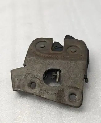 BMW 5 E60 E61 Seat back rest lock catch 7112864 7119460