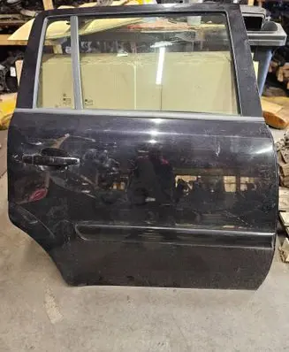 Opel Zafira B Rear door 13203016