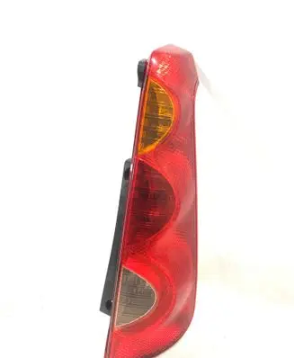 Nissan Note (E11) Rear/tail lights 22016752