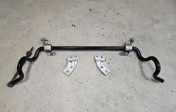 Mercedes-Benz GLC X253 C253 Front anti-roll bar/sway bar A2533230265