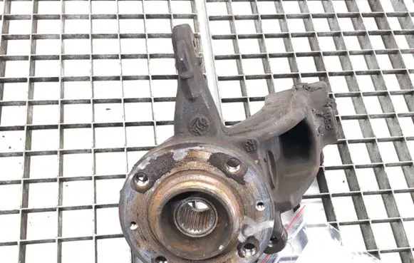 Opel Crossland X Front wheel hub spindle knuckle