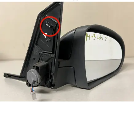 Mitsubishi Colt Front door electric wing mirror 23263628