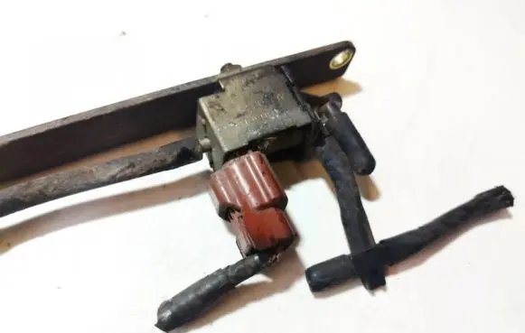 Nissan Almera Turbo solenoid valve aesa123