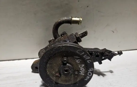Honda Civic Power steering pump