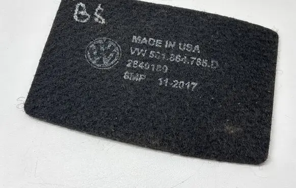 Volkswagen PASSAT B8 USA Other center console (tunnel) element 561864765D