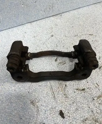 Chrysler Town u0026 Country V Brake caliper pad carrier rear 15812001