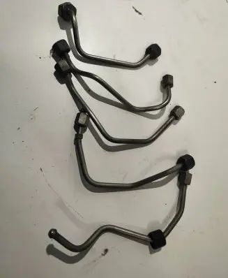 Peugeot 308 Fuel injector supply line/pipe 