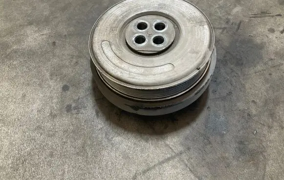Mercedes-Benz Sprinter W906 Crankshaft pulley A6510351812