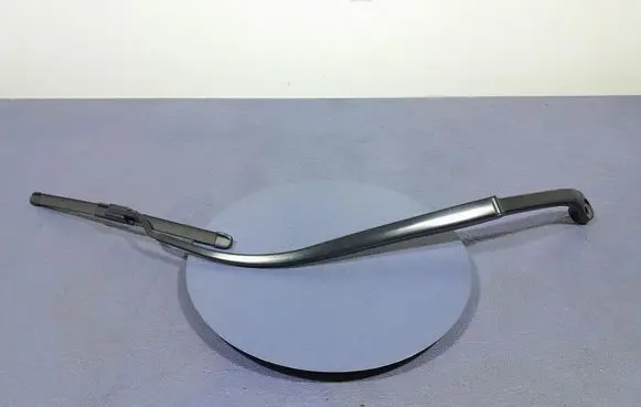 Honda HR-V Front wiper blade arm
