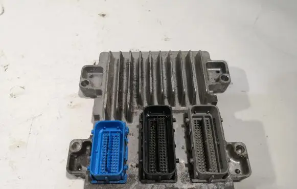 Opel Mokka X Engine control unit/module 12679097 12668986