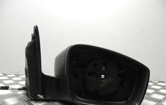 Volkswagen Jetta VI Front door electric wing mirror 5C7857502C P1045