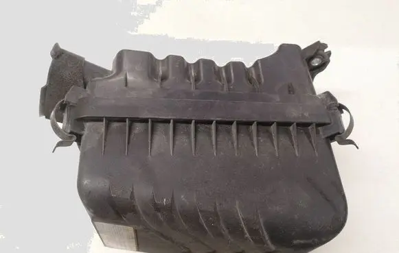 KIA Sportage Air filter box 281001F250