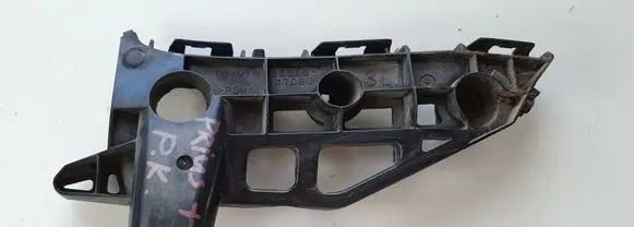 Toyota Prius+ (ZVW40) Front bumper mounting bracket 5211647030