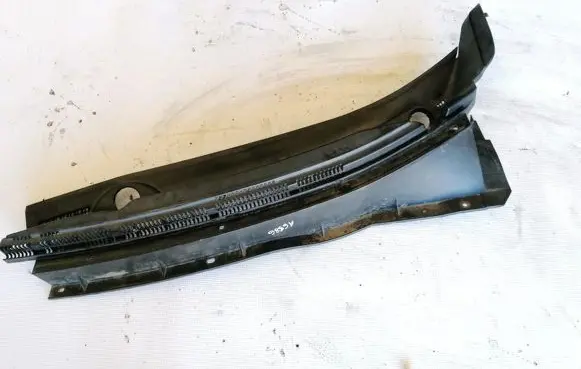 Mitsubishi Outlander Wiper trim 7405A155
