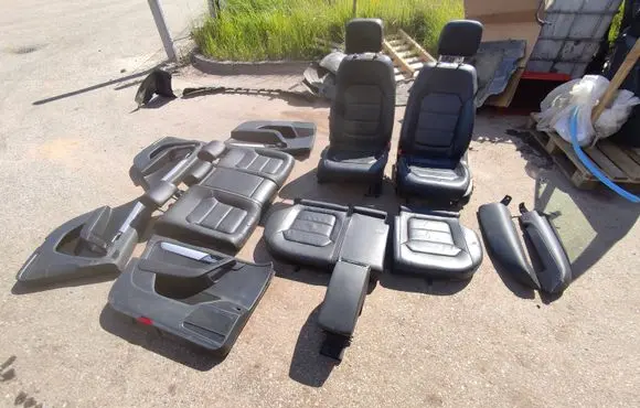 Volkswagen PASSAT B7 Interior set 