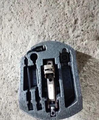Jeep Grand Cherokee Glove box in trunk 