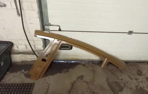 Tesla Model 3 Side car body part 