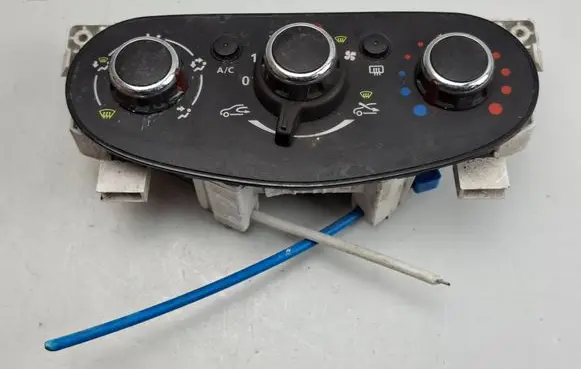 Nissan Terrano Climate control unit H79PH2AC A151229A