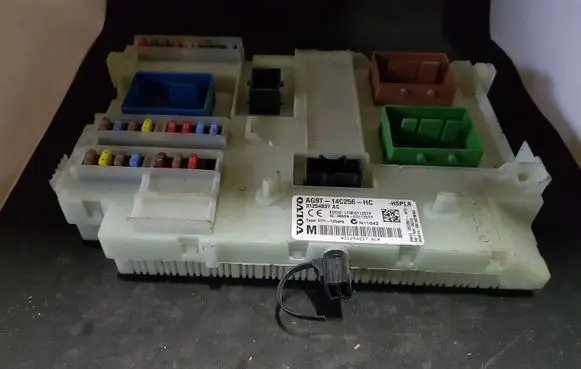 Volvo XC60 Fuse module 31254837AC
