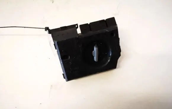 Audi A6 S6 C4 4A Tail light bulb cover holder thk81