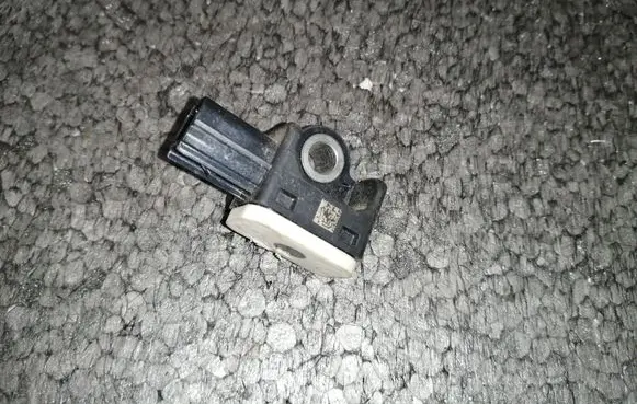 Ford Focus Airbag deployment crash/impact sensor CM5T14B006AA