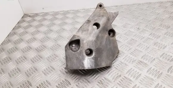 Volkswagen Polo Engine mounting bracket 045199207H