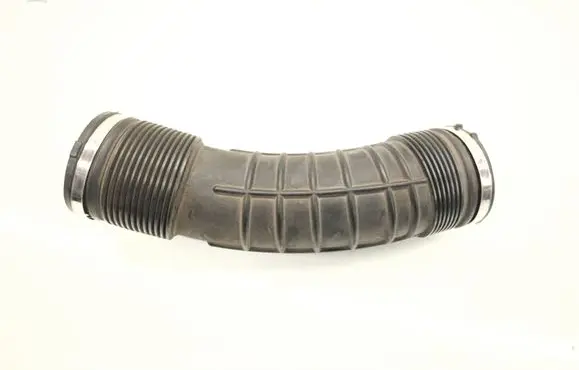 Air intake hose/pipe