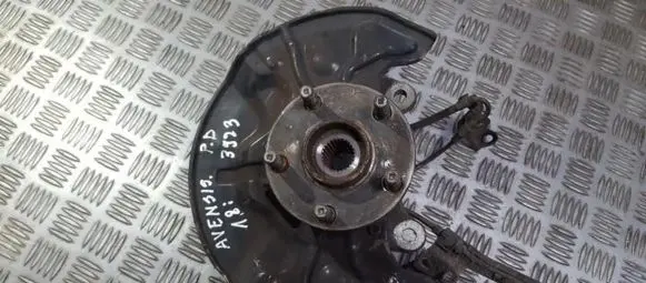 Toyota Avensis T250 Front brake disc dust cover plate 