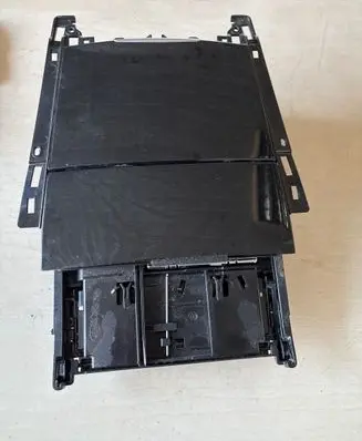Ashtray (front)