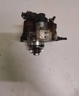 Renault Espace IV Fuel injection high pressure pump 6600109720 2111950028