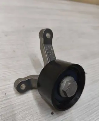 Audi Q2 - Timing belt tensioner pulley 05E109187