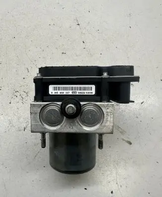 Land Rover Discovery 3 - LR3 ABS Pump SRB500164 0265234074 0265950337