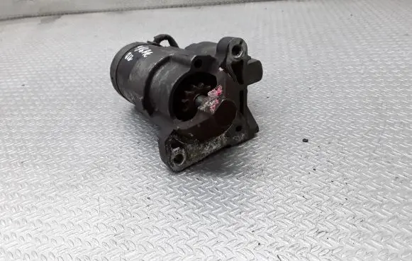 Renault Megane II Starter motor 8200227092 M000T91581