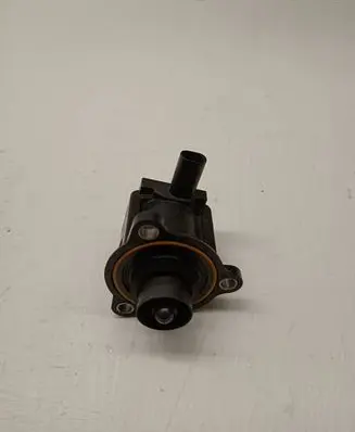 Ford Mustang VI Valve vacuum CJ5G9U465BA
