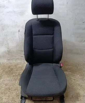 Hyundai i30 Front passenger seat 