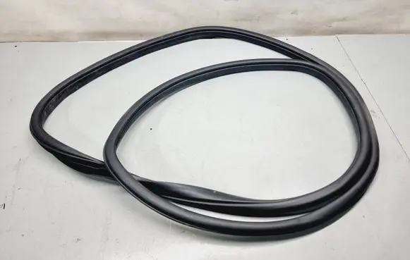 KIA Sorento Rear door rubber seal (on body) 83120C5000