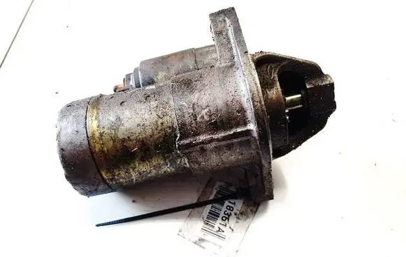 Opel Astra H Starter motor