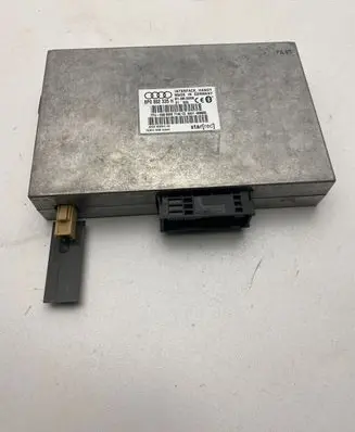 Audi A4 S4 B7 8E 8H Bluetooth control unit module 8P0862335H